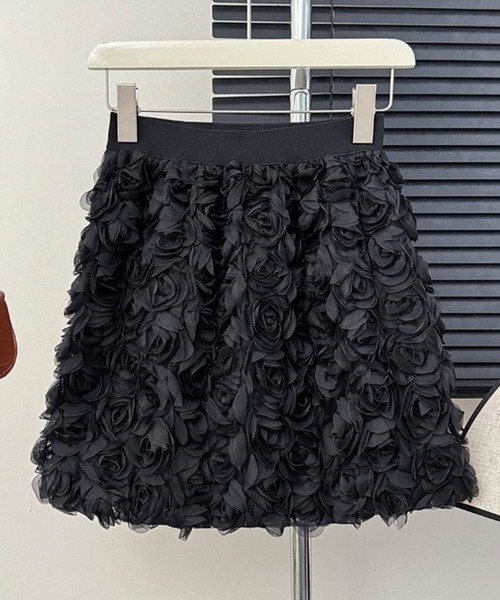 CADBURY（キャドバリー）の「立体ﾌﾗﾜｰﾐﾆｽｶｰﾄ（スカート・レディース・ベージュ/パープル/ホワイト/ピンク/レッド/ボルドー/ブルー/ブラック/ライトピンク・FREE）」の3枚目の写真