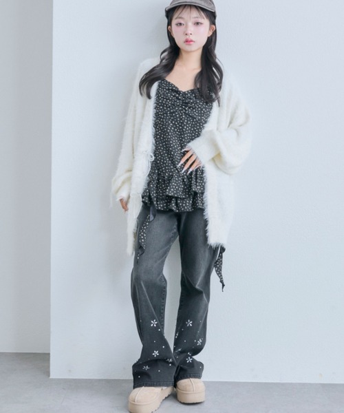 OLIVE des OLIVE（オリーブデオリーブ）の「ビーズリボンロングカーディガン（カーディガン/ボレロ・レディース・オフホワイト/サックスブルー/ピンク/ブラウン・FREE）」の5枚目の写真