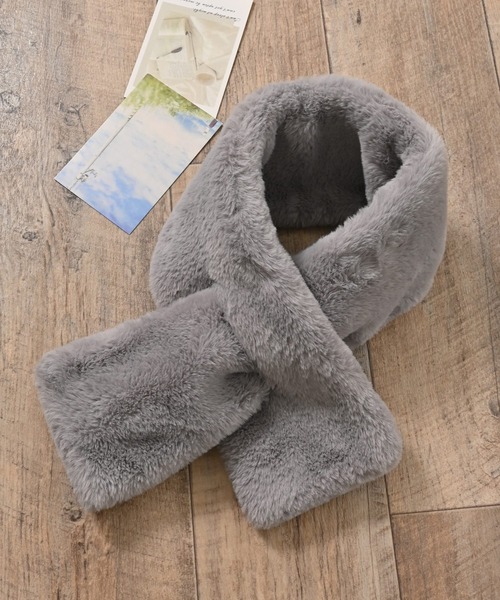 Honeys（ハニーズ）の「【吸湿発熱】エコファーティペット（マフラー・レディース・グレイッシュベージュ/アイボリー/モカ/グレー/レオパード・FREE）」の3枚目の写真