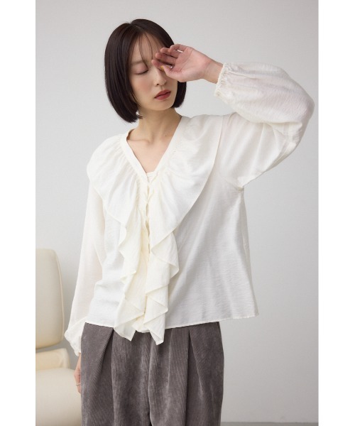 AZUL by moussy(アズールバイマウジー)の「【着丈バリエ】レースアップラッフルブラウス(シャツ/ブラウス・レディース・ブラック/サックスブルー/アイボリー・SMALL/MEDIUM)」の2枚目の写真