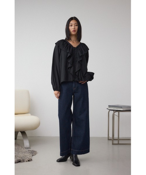 AZUL by moussy(アズールバイマウジー)の「【着丈バリエ】レースアップラッフルブラウス(シャツ/ブラウス・レディース・ブラック/サックスブルー/アイボリー・SMALL/MEDIUM)」の17枚目の写真