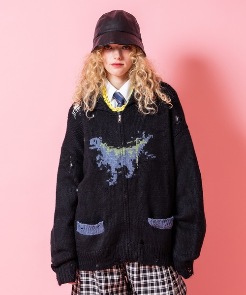 a.p.o.v.（エーピーオービー）の「a.p.o.v. ダイナソージャガードダメージニットジップアップセーター（ニット/セーター・メンズ・ブラック・ONESIZE）」の8枚目の写真