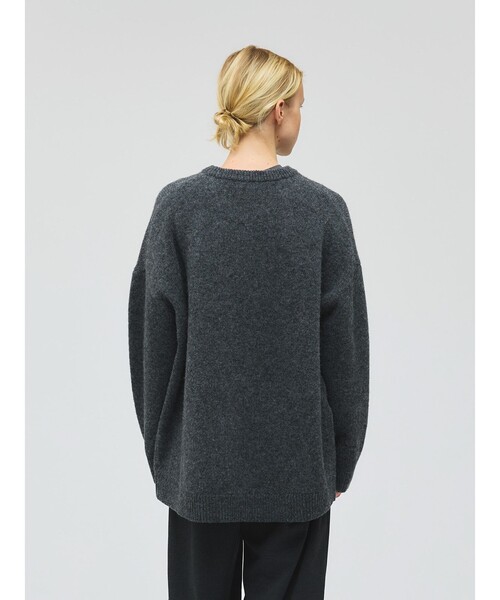 mizuiroind（ミズイロインド）の「mizuiro ind MG/クルーネックワイドプルオーバー（ニット/セーター・レディース・チャコールグレー/ブルー/ブラック/キナリ・FREE）」の12枚目の写真