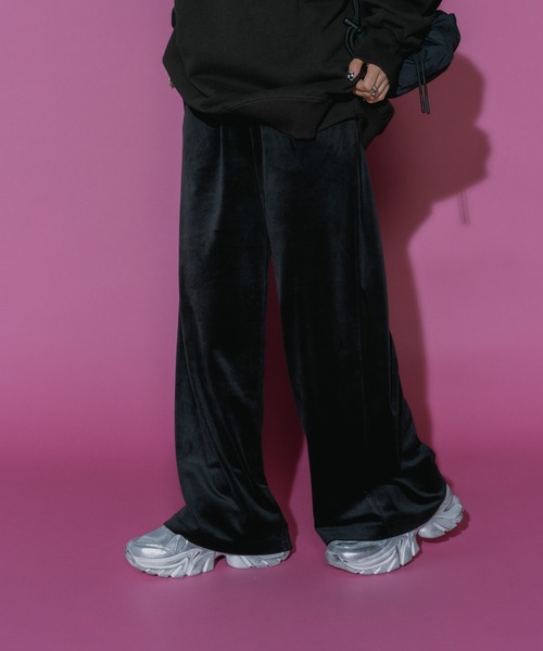 JEANASIS（ジーナシス）の「【MIKU企画】リラックスベロアパンツ/599697（その他パンツ・レディース・ホワイト系その他/ブラック/グレー系その他・FREE）」の3枚目の写真