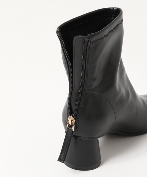 Andemiu（アンデミュウ）の「バックジップヒールブーツ579620（ブーツ・レディース・レッド系その他/ブラック・MEDIUM/LARGE）」の18枚目の写真