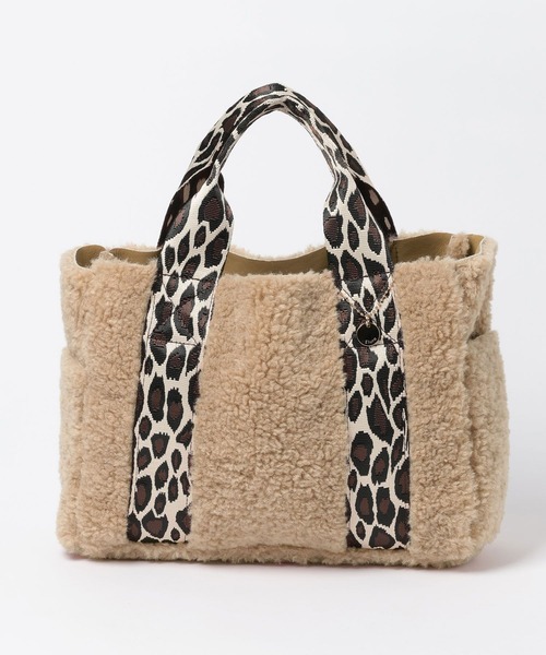 Elura（エルーラ）の「ボアリバーシブルトートM/601053（トートバッグ・レディース・ベージュ/グレー・FREE）」の11枚目の写真