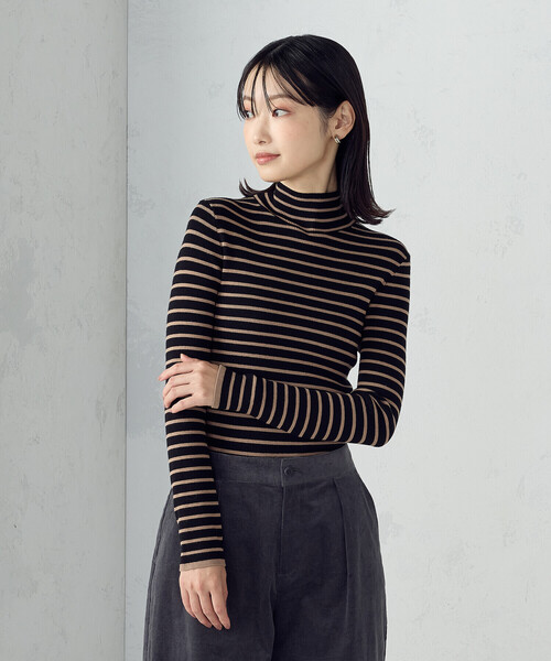COMME CA ISM（コムサイズム）の「【ウォッシャブル】ベーシック ボーダー ハイネックニット（ニット/セーター・レディース・ブラック系/ホワイト系・LARGE/MEDIUM）」の3枚目の写真