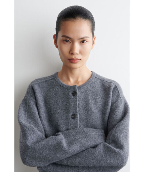 COS ボイルドメリノウールカーディガン 2025AW COS ボイルドメリノウールカーディガン 2025AW
