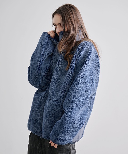 Revo.（レボ）の「Revo. ヴィンテージ加工 ボアフリース ジップジャケット（ブルゾン・メンズ・ブラック/カーキ/ネイビー・1/2）」の8枚目の写真
