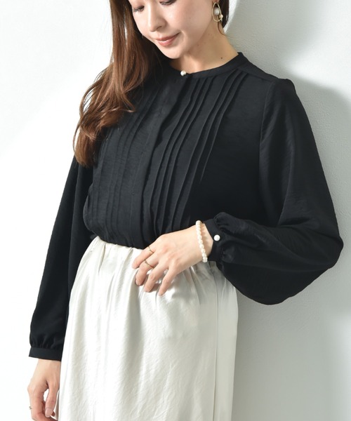 INTERPLANET（インタープラネット）の「【UV・接触冷感】ポーラピンタックブラウス（シャツ/ブラウス・レディース・ベージュ/オフホワイト/ブラック・FREE）」の2枚目の写真