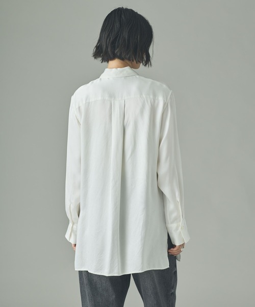 Curensology(カレンソロジー)の「Curensology(カレンソロジー)/キュプラサテンシャツ(シャツ/ブラウス・レディース・ブラック/ホワイト・FREE)」の5枚目の写真