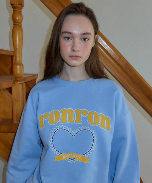 RONRON（ロンロン）の「レースハートグラフィックスウェットシャツ スカイ（スウェット・レディース・その他・FREE）」の3枚目の写真