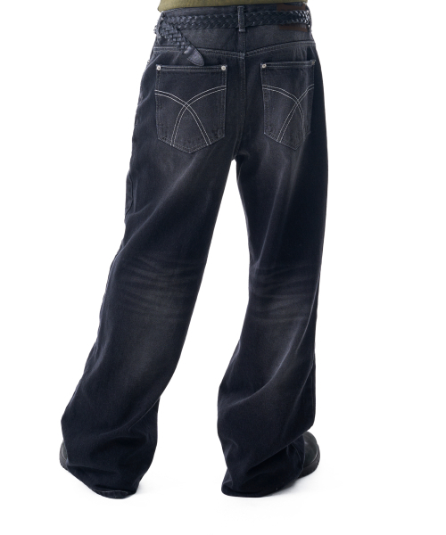 AAKAM（アーカム）の「Rhinestone Washed Denim Pants (Black)（デニムパンツ・レディース・その他・1/2）」の10枚目の写真