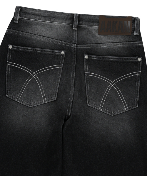 AAKAM（アーカム）の「Rhinestone Washed Denim Pants (Black)（デニムパンツ・レディース・その他・1/2）」の16枚目の写真