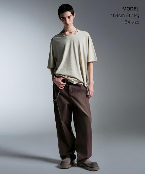 MUSINSA STANDARD（ムシンサスタンダード）の「ピグメントワイドデニムパンツ[ブラウン]（デニムパンツ・メンズ・その他・34/28/29/30/31/32/33/36/38/40/42/26/27）」の2枚目の写真