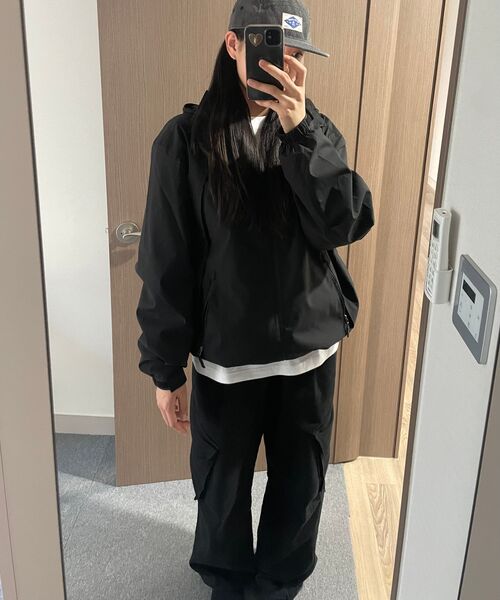 ウィングオープンウインドブレーカー ブラック（ナイロンジャケット