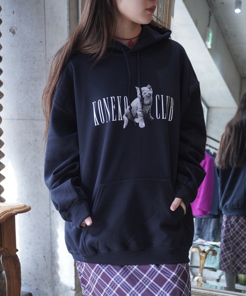 AKISHIKA design(アキシカデザイン)の「KNK CLUB HOODIE(パーカー・メンズ・Black・L/XL)」の2枚目の写真