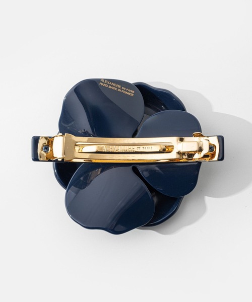 ALEXANDRE DE PARIS(アレクサンドルドゥパリ)の「ALEXANDRE DE PARIS TIMELESS LES CAMELIAS CAMELIA A. BARRETTE AUTO 8CM アレクサンドル ドゥ パリ バレッタ(バレッタ/ヘアクリップ・レディース・ブラウン/ネイビー系1/ベージュ系1・FREE)」の4枚目の写真