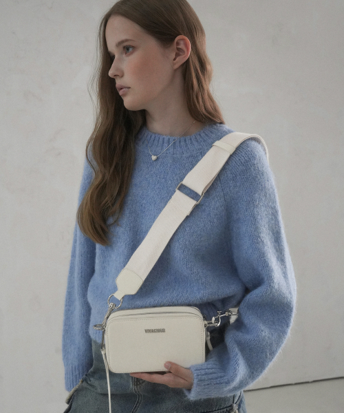 Vivacious（ビバシャス）の「Keira Mini Square Bag - 5COL（メッセンジャーバッグ・レディース・ピンク/アイボリー/ブラック/ブラックミックス/グレイッシュブルー・FREE）」の12枚目の写真