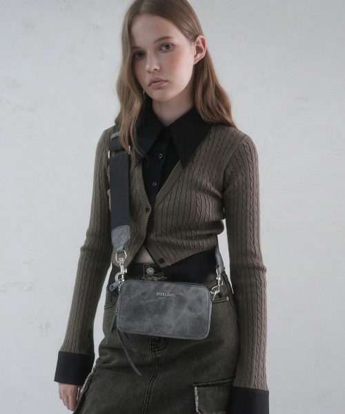 Vivacious（ビバシャス）の「Keira Mini Square Bag - 5COL（メッセンジャーバッグ・レディース・ピンク/アイボリー/ブラック/ブラックミックス/グレイッシュブルー・FREE）」の15枚目の写真