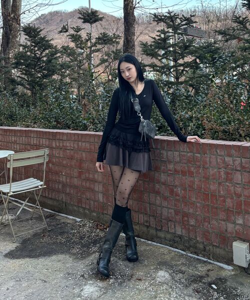 Vivacious（ビバシャス）の「Keira Mini Square Bag - 5COL（メッセンジャーバッグ・レディース・ピンク/アイボリー/ブラック/ブラックミックス/グレイッシュブルー・FREE）」の11枚目の写真