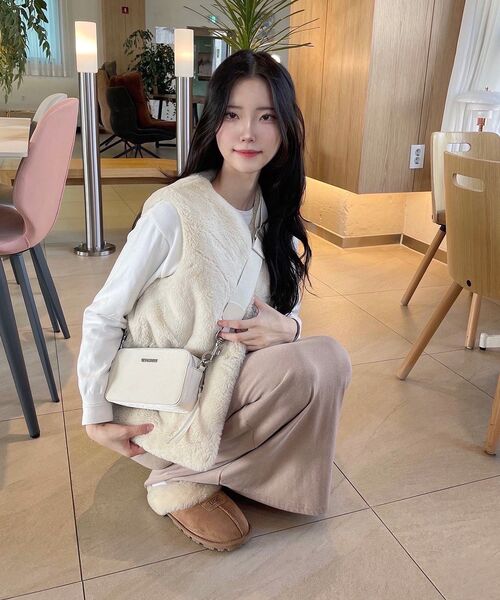 Vivacious（ビバシャス）の「Keira Mini Square Bag - 5COL（メッセンジャーバッグ・レディース・ピンク/アイボリー/ブラック/ブラックミックス/グレイッシュブルー・FREE）」の22枚目の写真