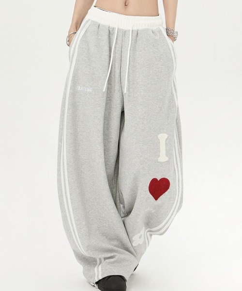 HALEY PESCA（ヘーリーペスカ）の「HALEY PESCA/I LOVE パッチワーク　バイカラースウェットパンツ（スウェットパンツ・レディース・ネイビー/グレー・MEDIUM/SMALL）」の4枚目の写真