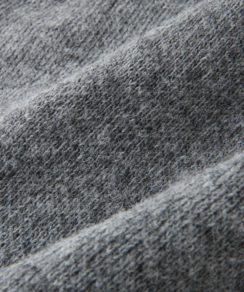 Diamond Layla（ダイアモンドレイラ）の「Baby Alpaca & Ramswool Tassel Muffler M7 Merange Gray（マフラー・レディース・その他・ONE SIZE）」の4枚目の写真