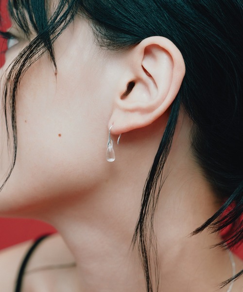 novice（ノーヴィス）の「【novice】 Drop Stone Pierce［Silver925］（ピアス（両耳用）・レディース・シルバー系その他/ゴールド系その他/ゴールド系その他2/シルバー系その他2・FREE）」の3枚目の写真