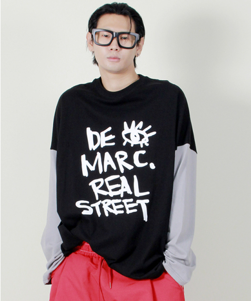 DEMARC(ドゥマーク)の「オーバーサイズストリートテキスト配色長袖Tシャツブラック(Tシャツ/カットソー・メンズ・その他・MEDIUM/LARGE)」の1枚目の写真