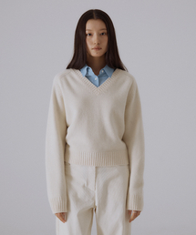 SILN（シルン）の「Terra v-neck pullover knit (IVORY)（ニット/セーター）」