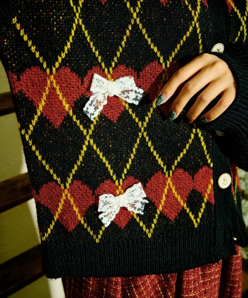 kutir（クティール）の「【クティールとレトロ】レースリボンハート柄アーガイルカーディガン（カーディガン/ボレロ・レディース・ネイビー/レッド・FREE）」の9枚目の写真