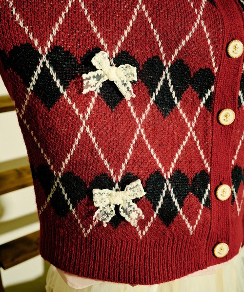 kutir（クティール）の「【クティールとレトロ】レースリボンハート柄アーガイルカーディガン（カーディガン/ボレロ・レディース・ネイビー/レッド・FREE）」の11枚目の写真