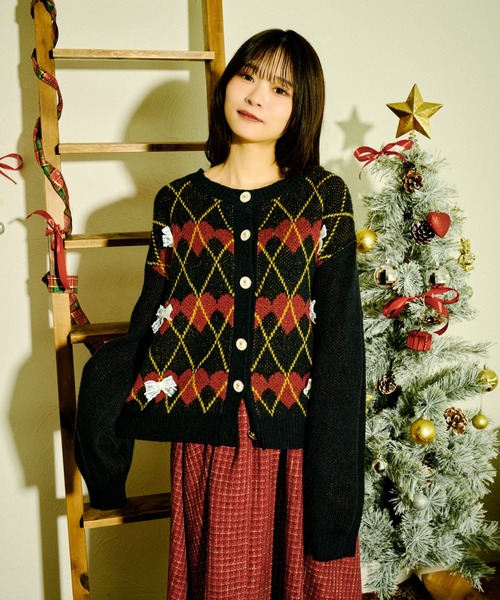 kutir（クティール）の「【クティールとレトロ】レースリボンハート柄アーガイルカーディガン（カーディガン/ボレロ・レディース・ネイビー/レッド・FREE）」の7枚目の写真