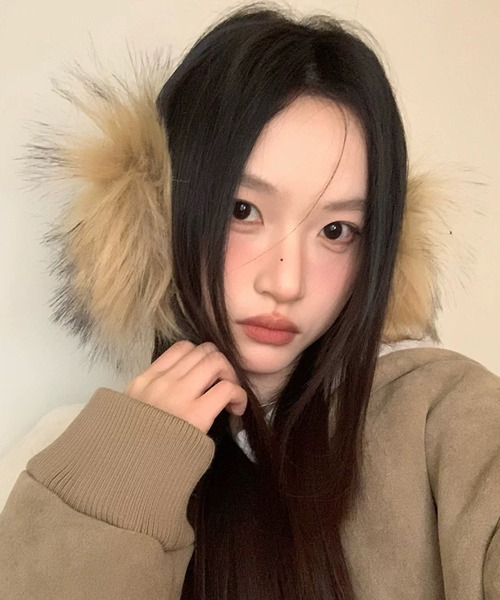 shopnikoniko(ショップニコニコ)の「耳当て イヤーマフ イヤマフ ボリューム MIXフェイクファー 耳あて イヤーマフラー(イヤーマフ・レディース・ブラウン・フリー)」の4枚目の写真