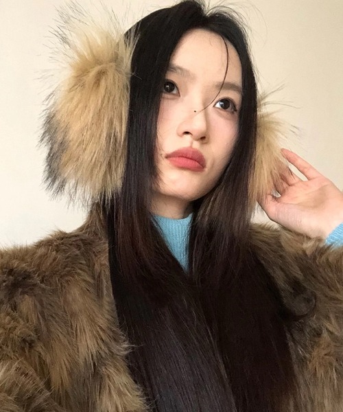 shopnikoniko(ショップニコニコ)の「耳当て イヤーマフ イヤマフ ボリューム MIXフェイクファー 耳あて イヤーマフラー(イヤーマフ・レディース・ブラウン・フリー)」の5枚目の写真