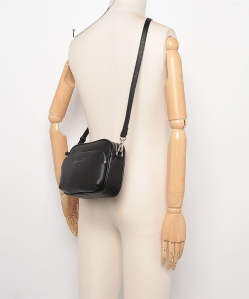 ADAM PATEK（アダムパテック）の「ADAMPATEK/shrink leather mini camera bag/レザーミニカメラバッグ（ショルダーバッグ・メンズ・ブラック・FREE）」の16枚目の写真