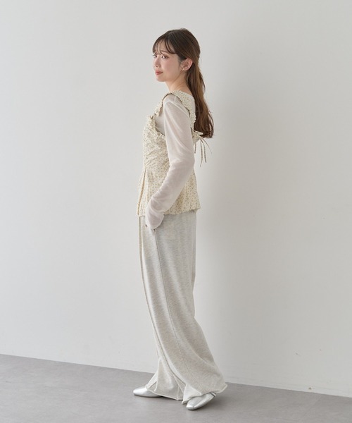 earth music&ecology（アースミュージックアンドエコロジー）の「フラワーペプラムビスチェ（ベスト・レディース・アイボリー/ブラック・FREE）」の17枚目の写真