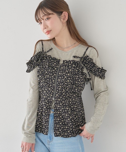 earth music&ecology（アースミュージックアンドエコロジー）の「フラワーペプラムビスチェ（ベスト・レディース・アイボリー/ブラック・FREE）」の4枚目の写真