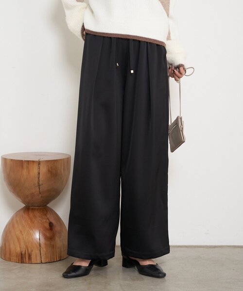 Jena espace merveilleux(ジェナ エスパスメルヴェイユ)の「【ツヤで差がつく】サテンイージーパンツ(その他パンツ・レディース・ブラック/ベージュ/イエロー・FREE)」の7枚目の写真