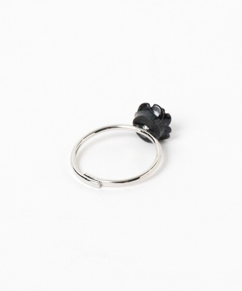 Ray BEAMS(レイビームス)の「プチ フラワー リング(リング・レディース・ブラック/サックスブルー/ピンク/ラベンダー・ONE SIZE)」の9枚目の写真