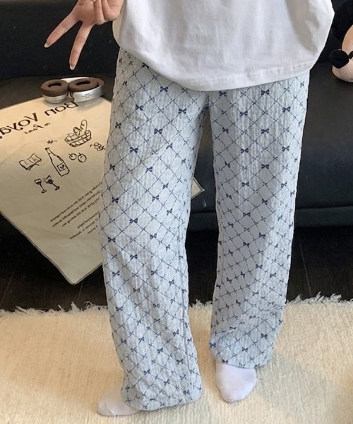 SHEPP(シープ)の「アソート柄リラックス ワイドストレート イージーパンツ ルームウェア セミワイドパンツ(その他パンツ・レディース・その他4/その他/その他6/その他1/その他2/その他3/その他5・F)」の2枚目の写真