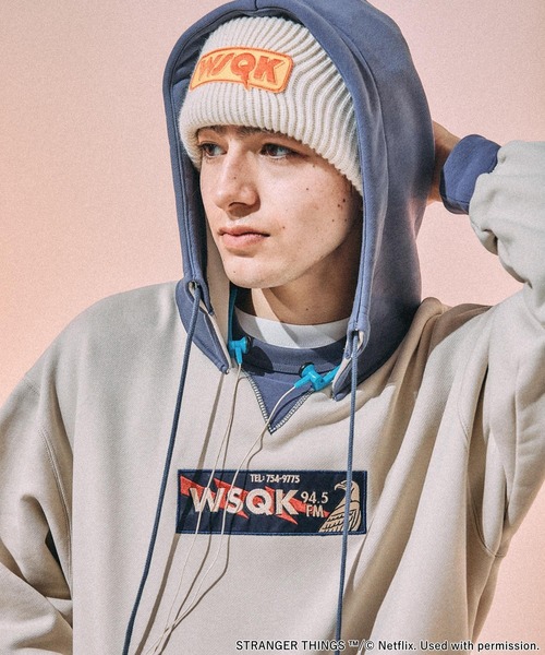 niko and...(ニコアンド)の「【STRANGER THINGS】コラボボリュームニットワッチ(ニットキャップ/ビーニー・メンズ・グリーン/オフホワイト/ブラック・FREE)」の4枚目の写真