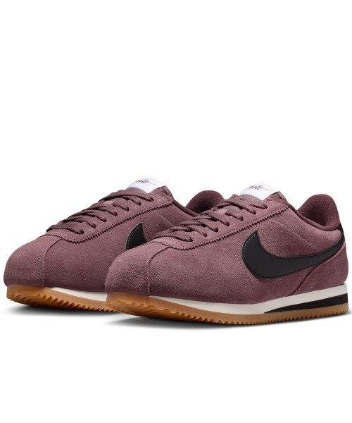 NIKE(ナイキ)の「NIKE Cortez(ナイキ ウィメンズ コルテッツ)(スニーカー・レディース・グレー系/パープル系・23cm/23.5cm/24cm/24.5cm/25cm/25.5cm/26cm/26.5cm/27cm/27.5cm/28cm/28.5cm/29cm)」の1枚目の写真