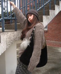 LETERIE（レテリー）の「SUEDE BUCKLE REVERSIBLE SHOULDER BAG_BLACK（ショルダーバッグ）」