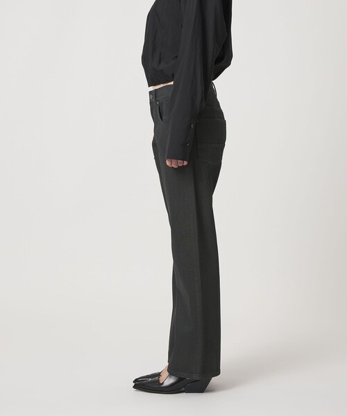 ASTRAET(アストラット)の「<ASTRAET>コーティング デニムパンツ UNISEX(デニムパンツ・レディース・オフホワイト/ブラック・1/00/2/0)」の13枚目の写真