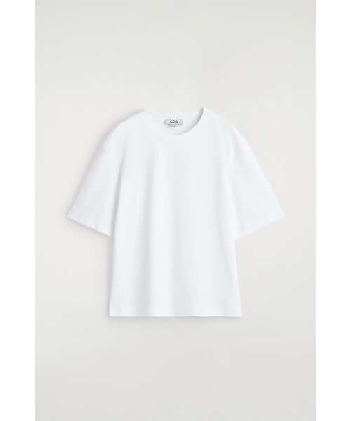 COS（コス）の「オーバーサイズ コットンTシャツ（Tシャツ/カットソー・レディース・ブラック/ホワイト系/ピンク/イエロー・L/S/M/XS/XL）」の8枚目の写真