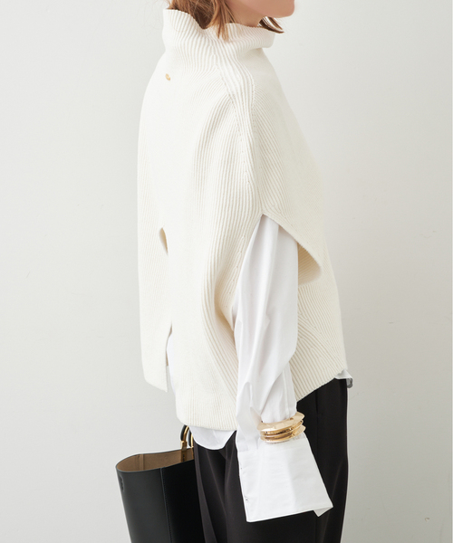 Deuxieme Classe（ドゥーズィエムクラス）の「LEWES アゼ PONCHO（ニット/セーター・レディース・ホワイト・FREE）」の3枚目の写真