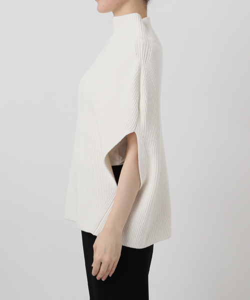 Deuxieme Classe（ドゥーズィエムクラス）の「LEWES アゼ PONCHO（ニット/セーター・レディース・ホワイト・FREE）」の15枚目の写真