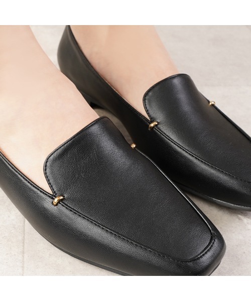 a.v.v(アーヴェヴェ)の「a.v.v / プレーンデザイン 甲深スリッポンシューズ(パンプス・レディース・ダークブラウン/ブラック/アッシュブラウン・22.5cm/23.0cm/23.5cm/24.0cm/24.5cm)」の10枚目の写真